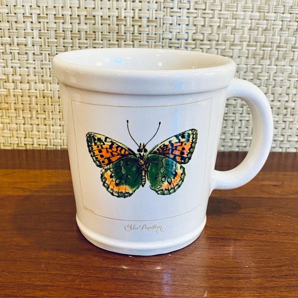 🌟HP🌟Butterfly/Papillon Pottery Mug by Magenta Set of Two - Picture 2 of 8